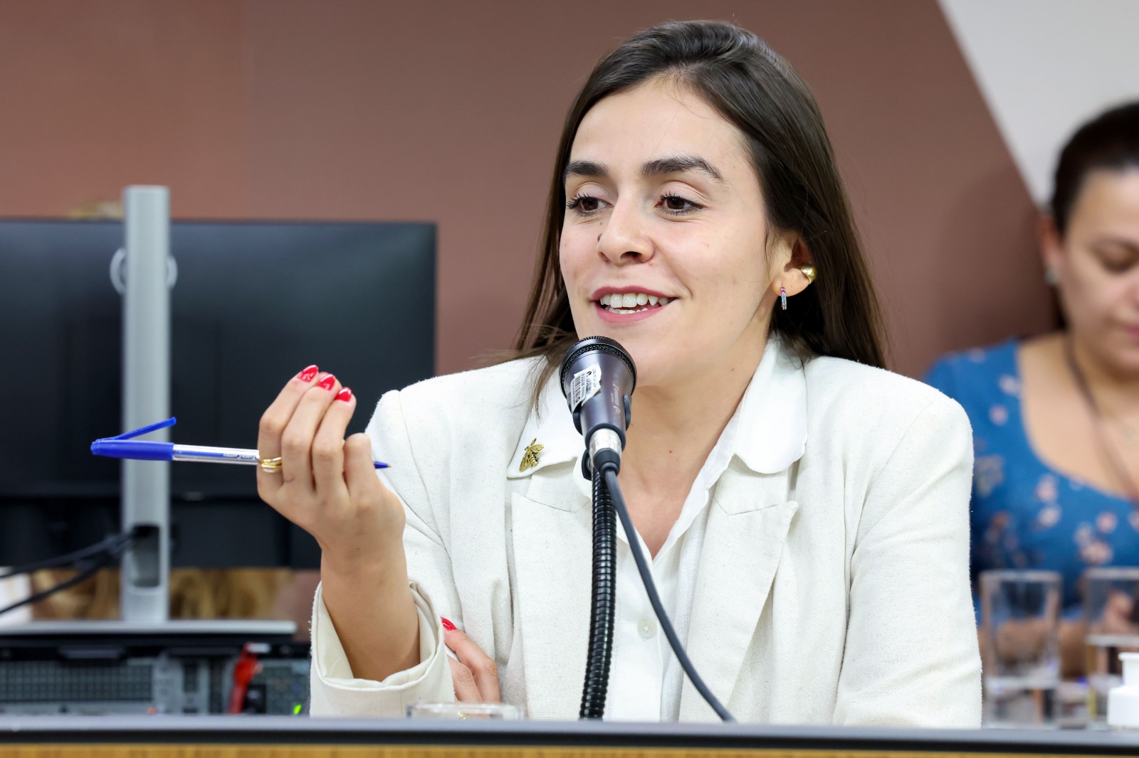 Deputada Lohanna propõe política de acessibilidade tecnológica para pessoas surdas em Minas