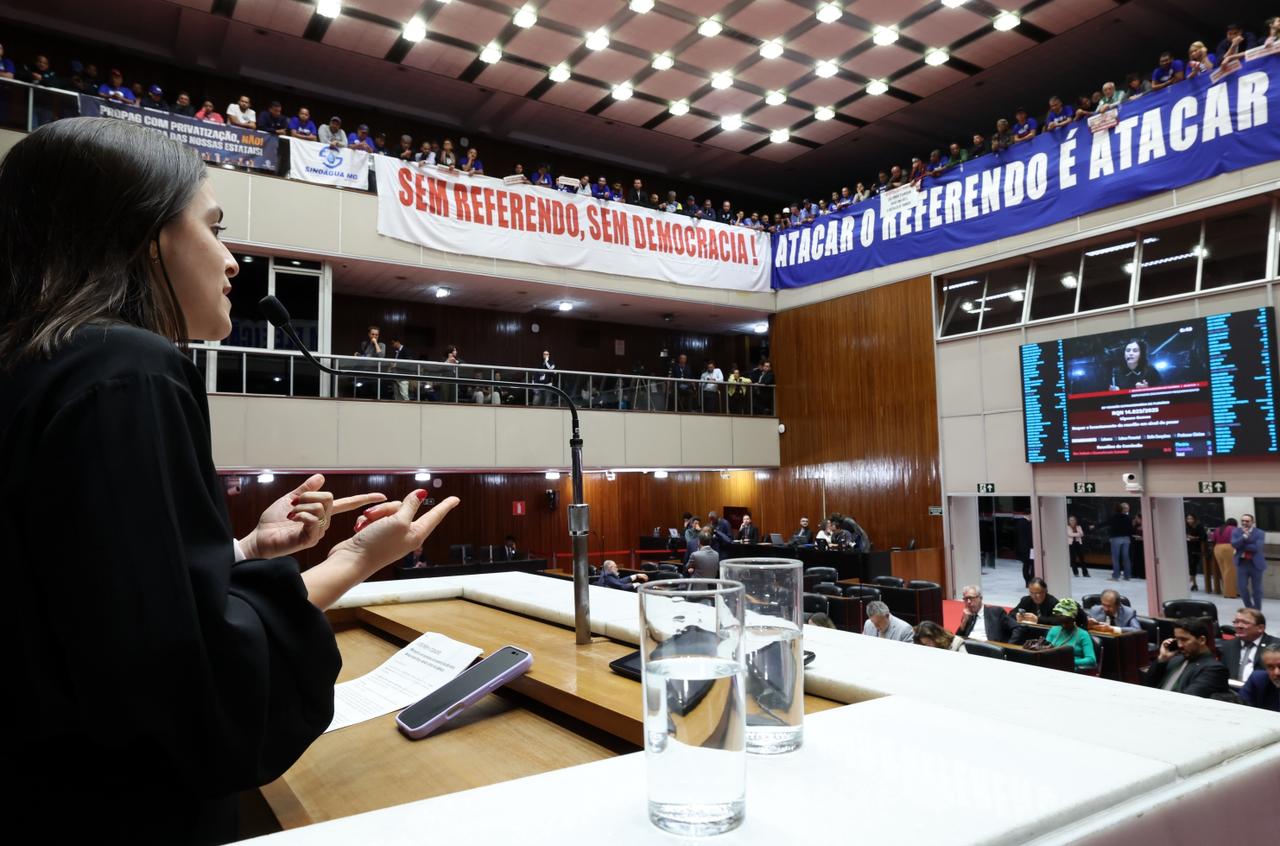 Lohanna França lança abaixo-assinado contra PEC do Cala-Boca e defende direito do povo decidir sobre a Copasa