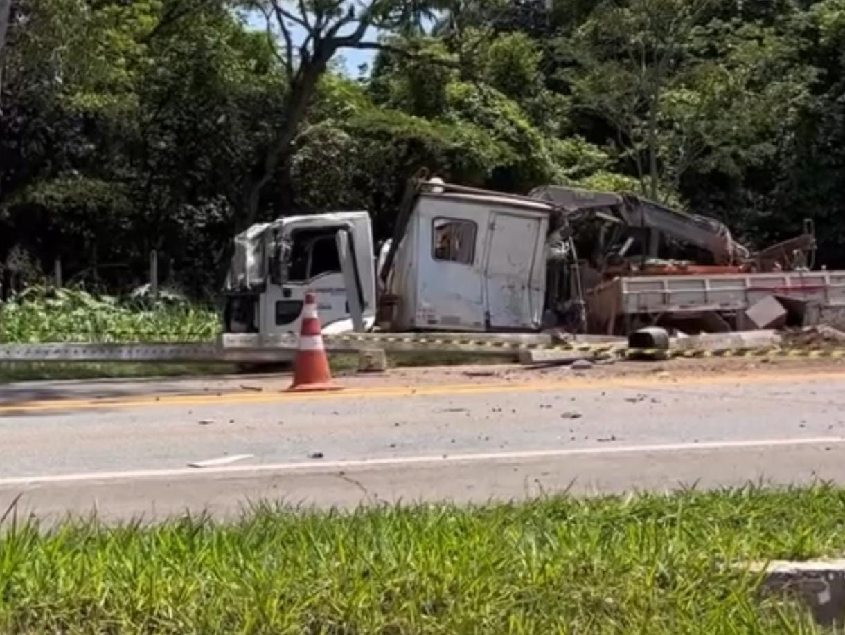 Acidente grave deixa um morto e feridos na MG-050