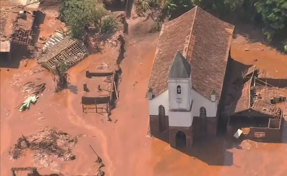 Dez anos depois, tribunal britânico responsabiliza BHP, acionista da Samarco pelo maior desastre ambiental do Brasil, em Mariana