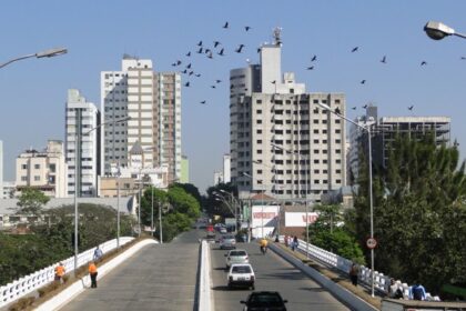 Polícia impede tragédia em Divinópolis e alerta para a importância de procurar apoio em momentos de crise